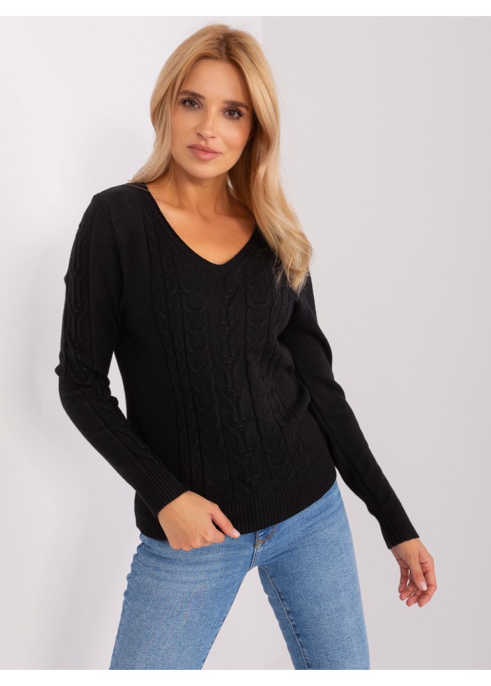 Čierny pulóver