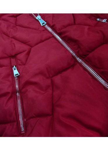 Bordovo červená prešívaná bunda s kožušinou