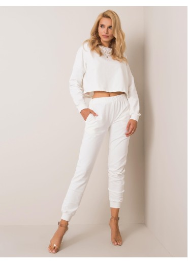 Smotanovo biela tepláková súprava