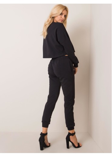 Čierna tepláková súprava