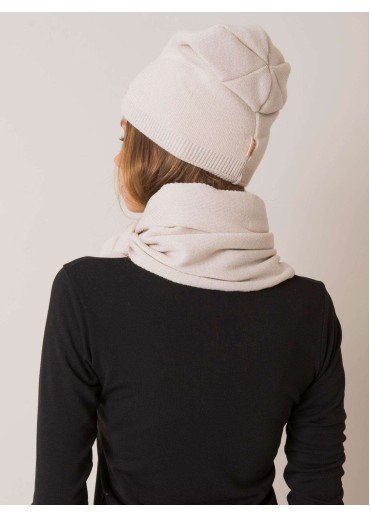 Béžovo hnedá čiapka a šál