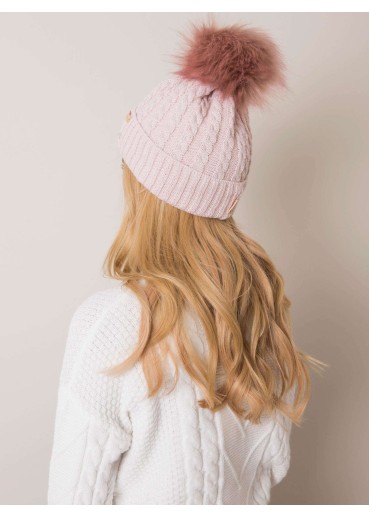 Smotanovo biela čiapka