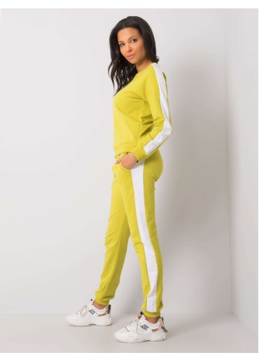 Čierna tepláková súprava