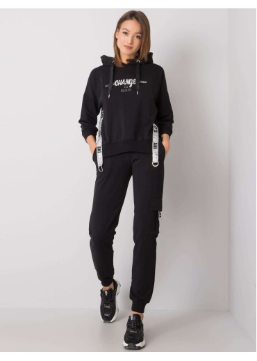 Čierna tepláková súprava