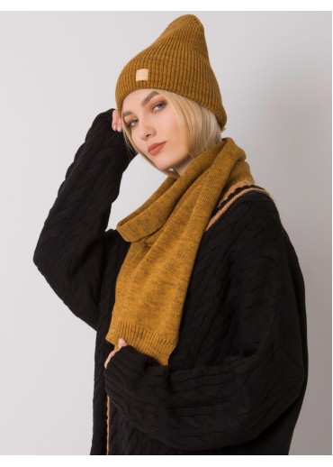 Karamelovo hnedý šál a čiapka komplet