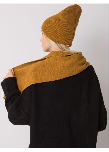 Karamelovo hnedý šál a čiapka komplet