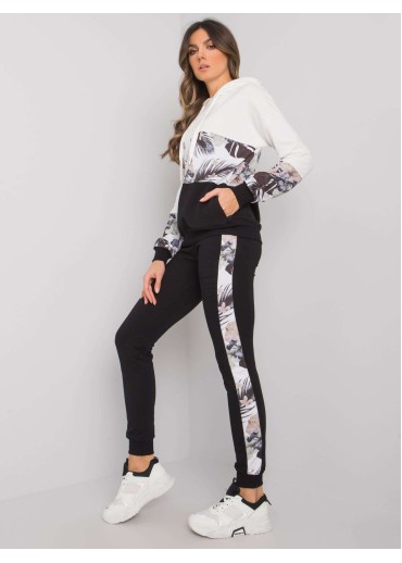 Čierna tepláková súprava