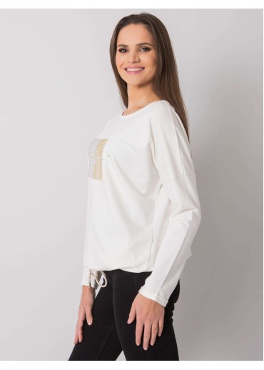 Smotanovo biele tričko s dlhým rukávom