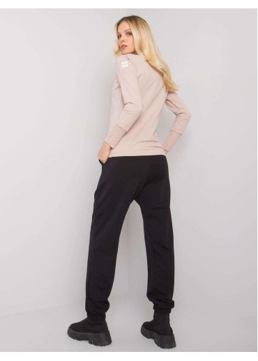 Čierny športový komplet