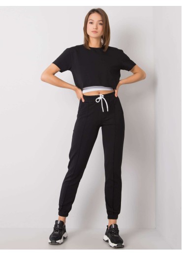 Čierna tepláková súprava