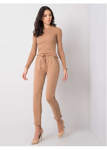 Karamelovo hnedé tepláky