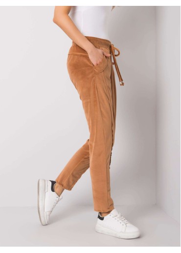 Karamelovo hnedé tepláky