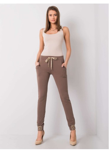 Béžovo hnedé tepláky