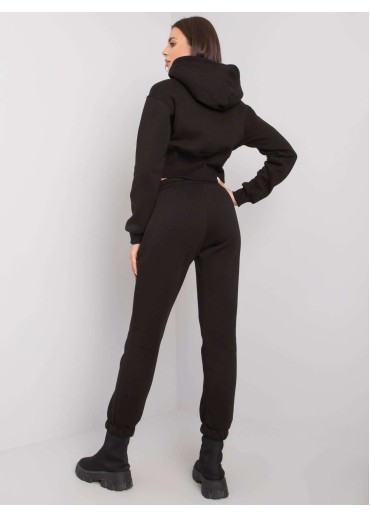 Čierna tepláková súprava