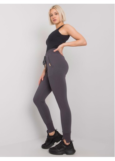 Grafitovo sivé tepláky