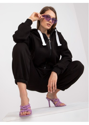 Čierna tepláková súprava