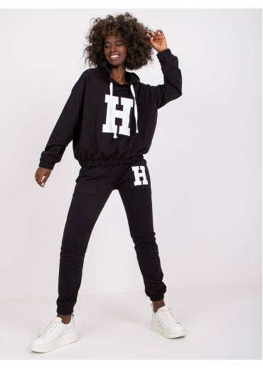 Čierna tepláková súprava