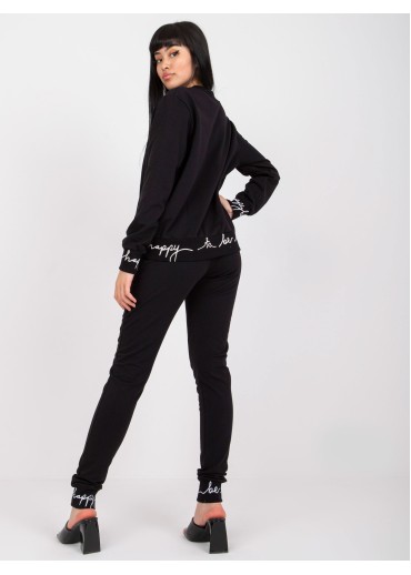 Čierna tepláková súprava