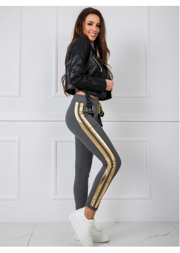 Tmavosivé tepláky s lampasmi