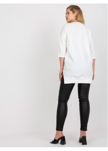 Smotanovo biela tunika