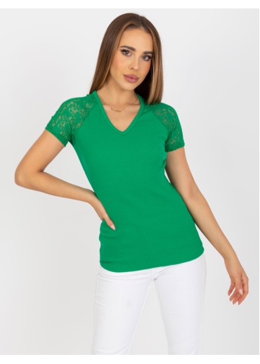 Zelené tričko s čipkovanými rukávmi
