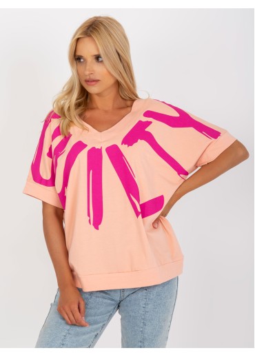 Broskyňovo ružové tričko s nápisom