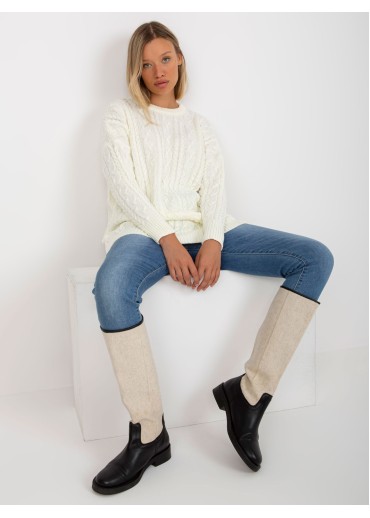 Smotanovo biely predĺžený sveter