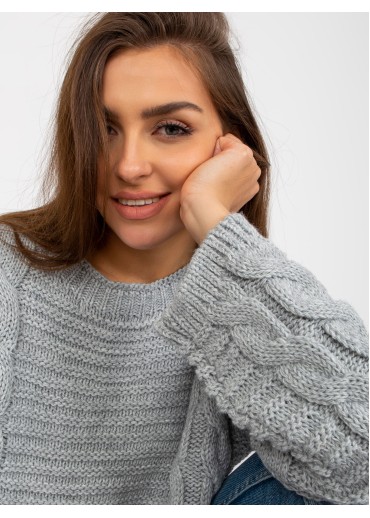 Sivý pletený sveter