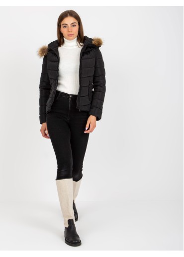 Čierna prešívaná bunda