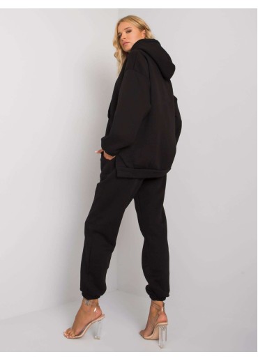 Čierna tepláková súprava