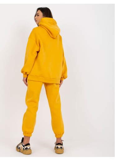 Karamelovo hnedá tepláková súprava