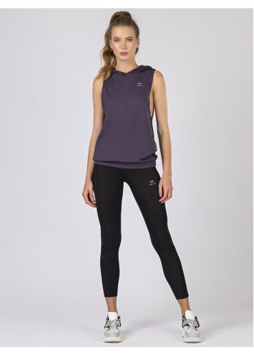 Fialové tričko s kapucňou