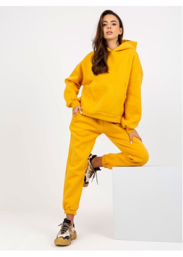 Karamelovo hnedá tepláková súprava