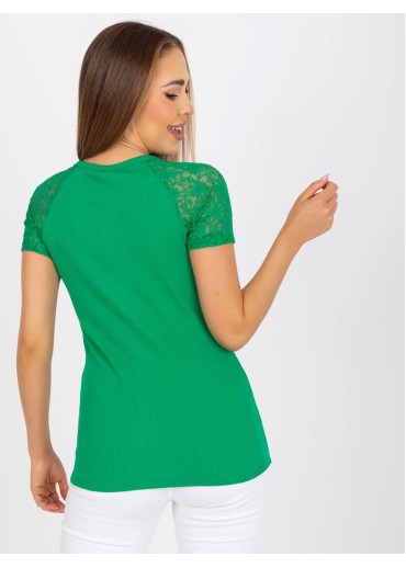 Zelené tričko s čipkovanými rukávmi
