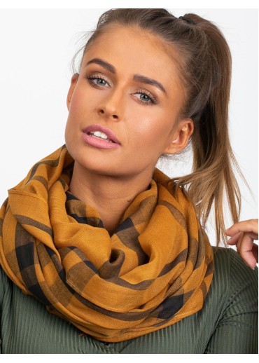 Karamelovo hnedá šatka
