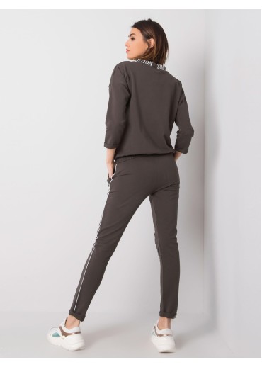 Čierna tepláková súprava