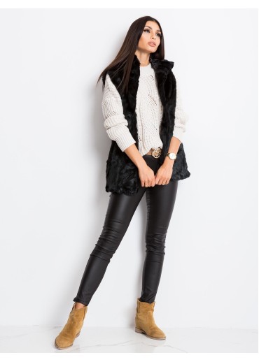 Čierna hebká vesta