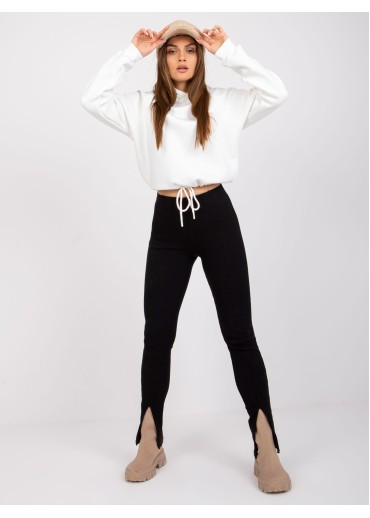 Smotanovo biela mikina s kapucňou