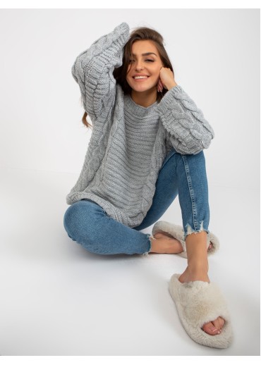Sivý pletený sveter
