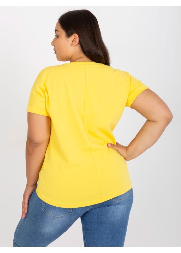 Žlté tričko s nápisom