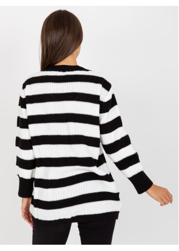 Čierny pruhovaný sveter