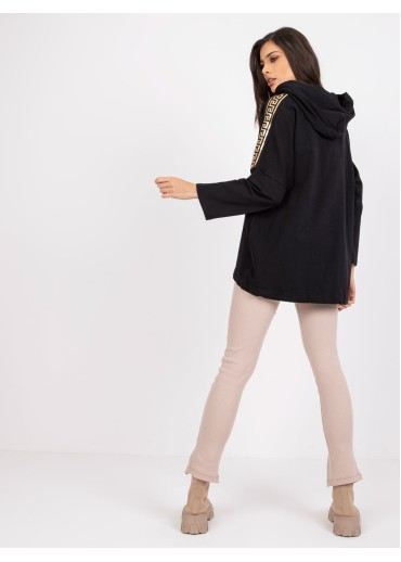 Čierna mikina s kapucňou