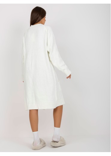 Smotanovo biely kardigán