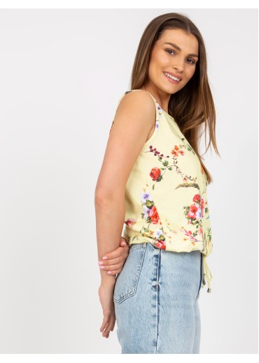 Vanilkovo žltý kvetovaný top