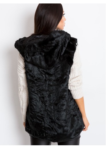 Čierna hebká vesta