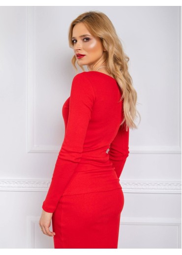 Červené tričko s dlhým rukávom