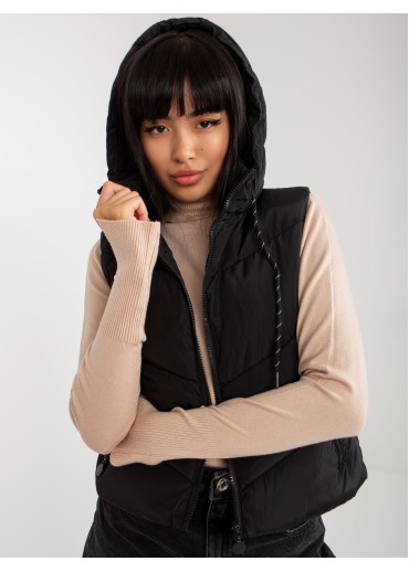 Čierna prešívaná vesta