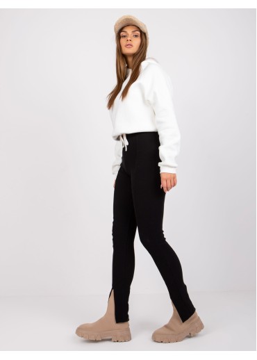 Smotanovo biela mikina s kapucňou