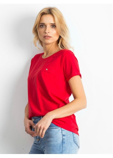 Červené bavlnené tričko