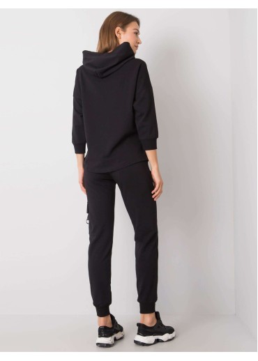 Čierna tepláková súprava